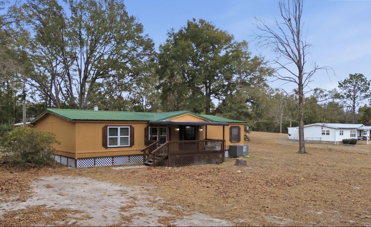 21674 E Shekinah Place, O Brien, FL 32071 Photo