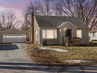 305 2nd Street NE, Medford, MN 55049