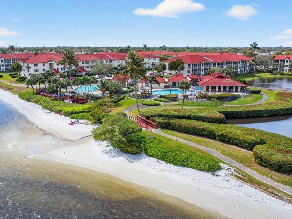 7030 Half Moon Circle, Unit 117, Hypoluxo, FL 33462