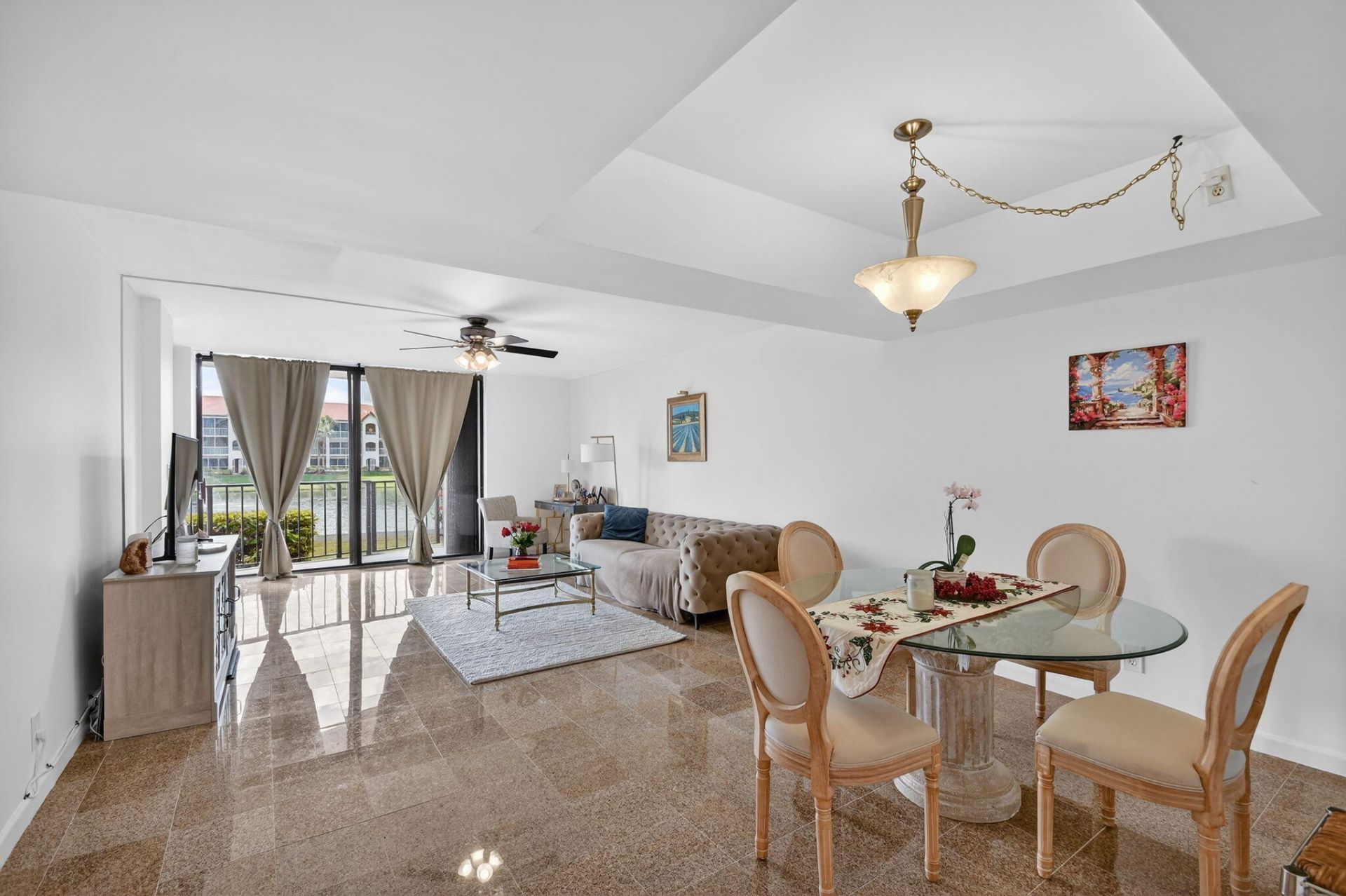 7030 Half Moon Circle, Unit 117, Hypoluxo, FL 33462 Photo