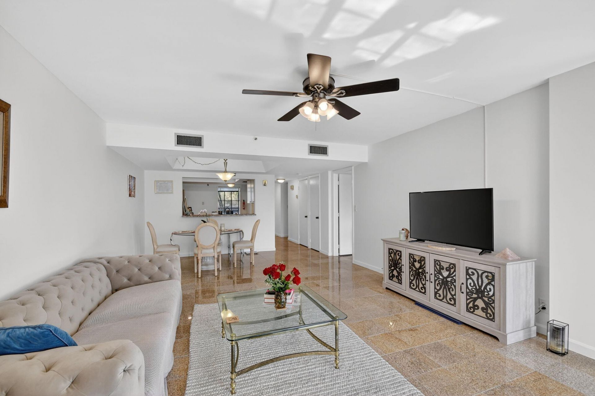 7030 Half Moon Circle, Unit 117, Hypoluxo, FL 33462 Photo