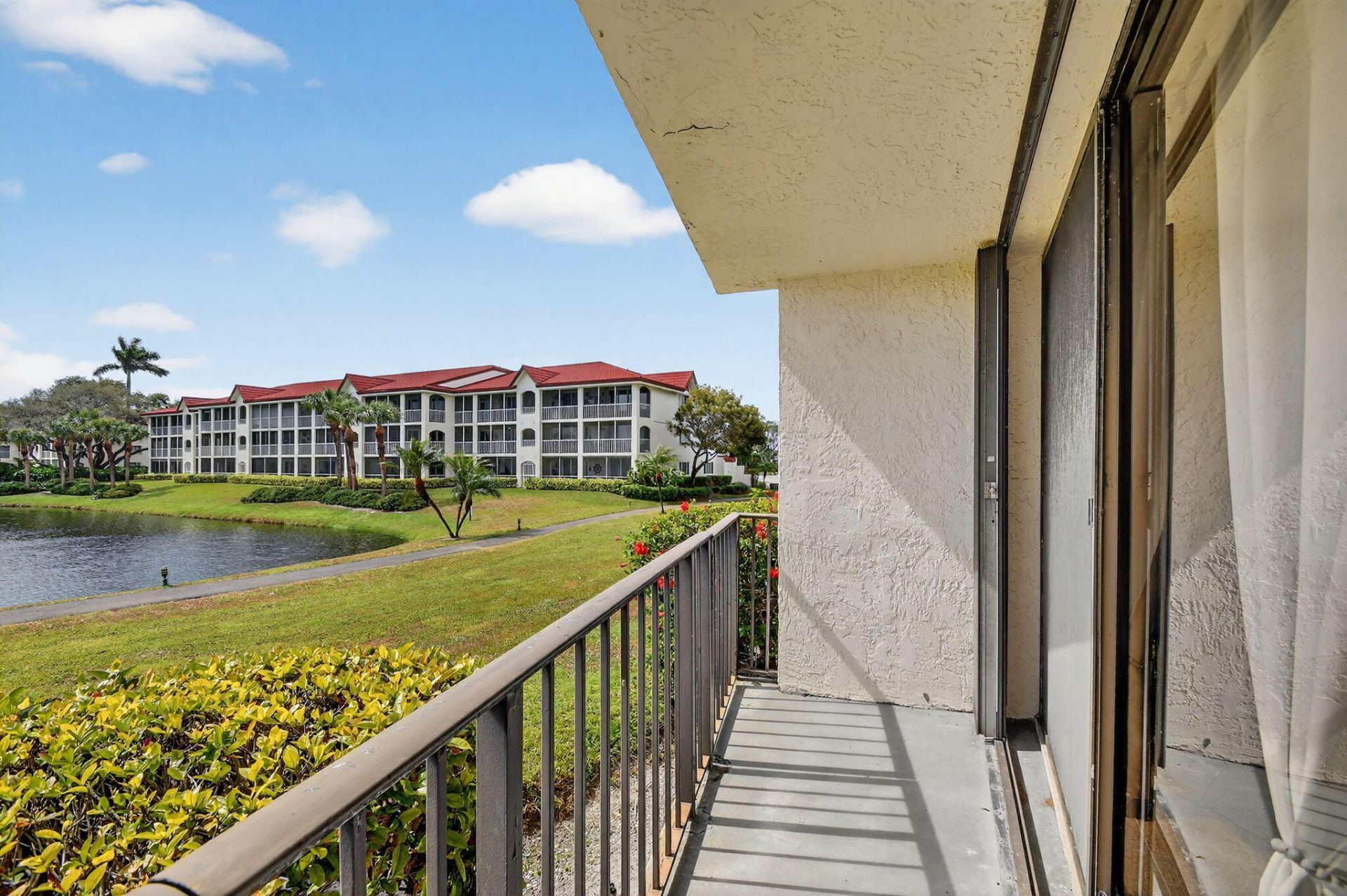 7030 Half Moon Circle, Unit 117, Hypoluxo, FL 33462 Photo