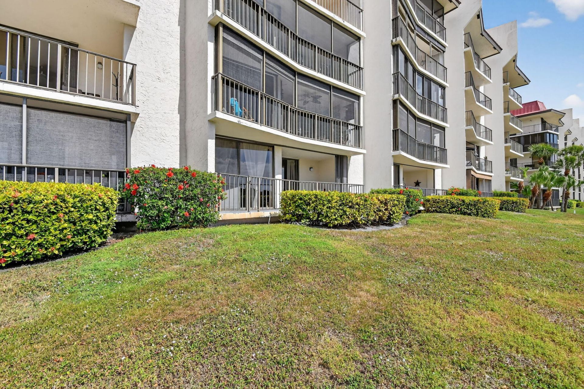 7030 Half Moon Circle, Unit 117, Hypoluxo, FL 33462 Photo