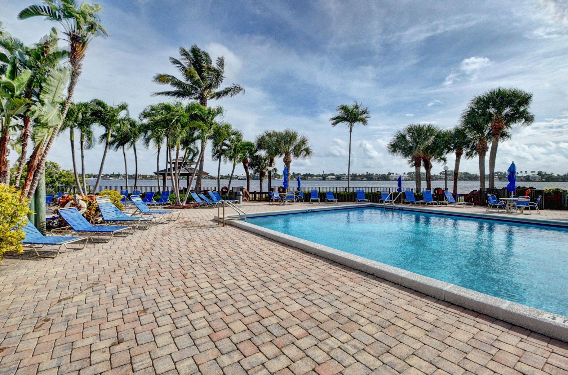 7030 Half Moon Circle, Unit 117, Hypoluxo, FL 33462 Photo