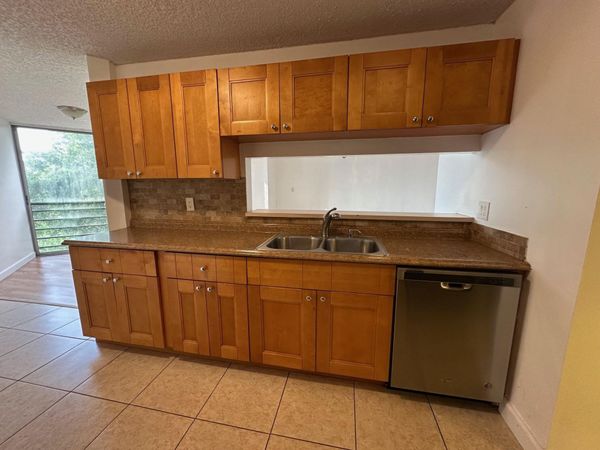 3100 N Pine Island Road, Unit 404, Sunrise, FL 33351