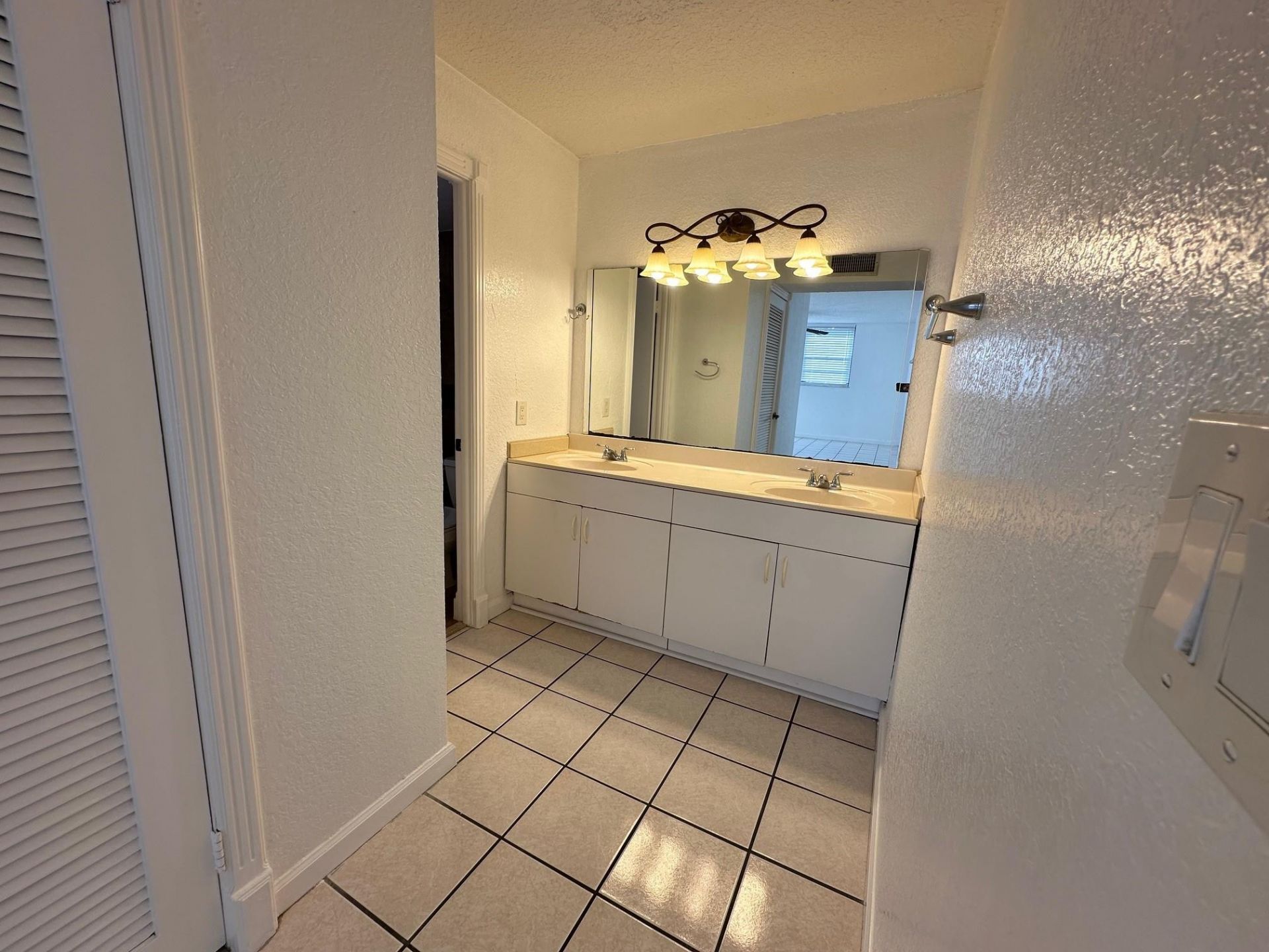 3100 N Pine Island Road, Unit 404, Sunrise, FL 33351 Photo
