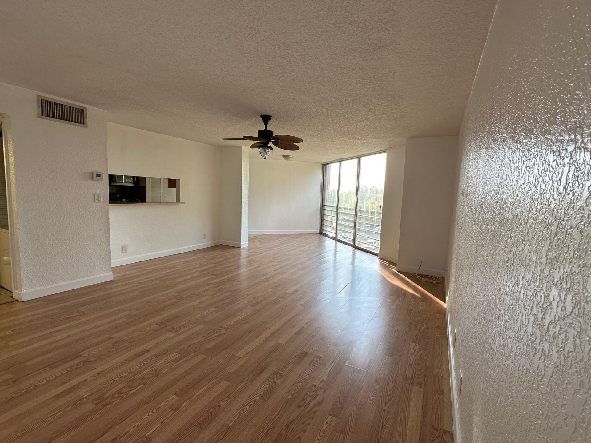 3100 N Pine Island Road, Unit 404, Sunrise, FL 33351 Photo