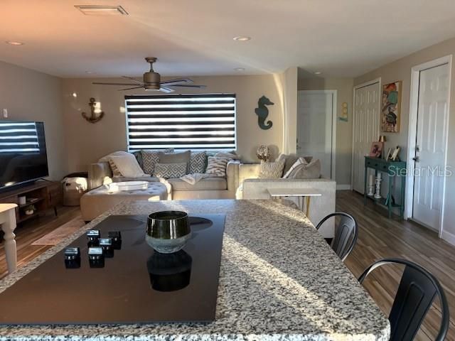 7440 1st Street N, Saint Petersburg, FL 33702 Photo