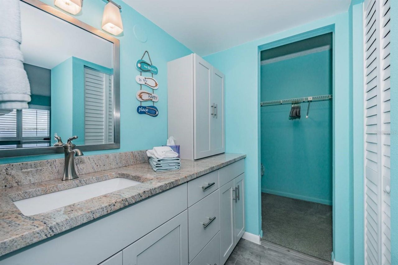 5505 Puerta Del Sol Boulevard S, Unit 325, Saint Petersburg, FL 33715 Photo