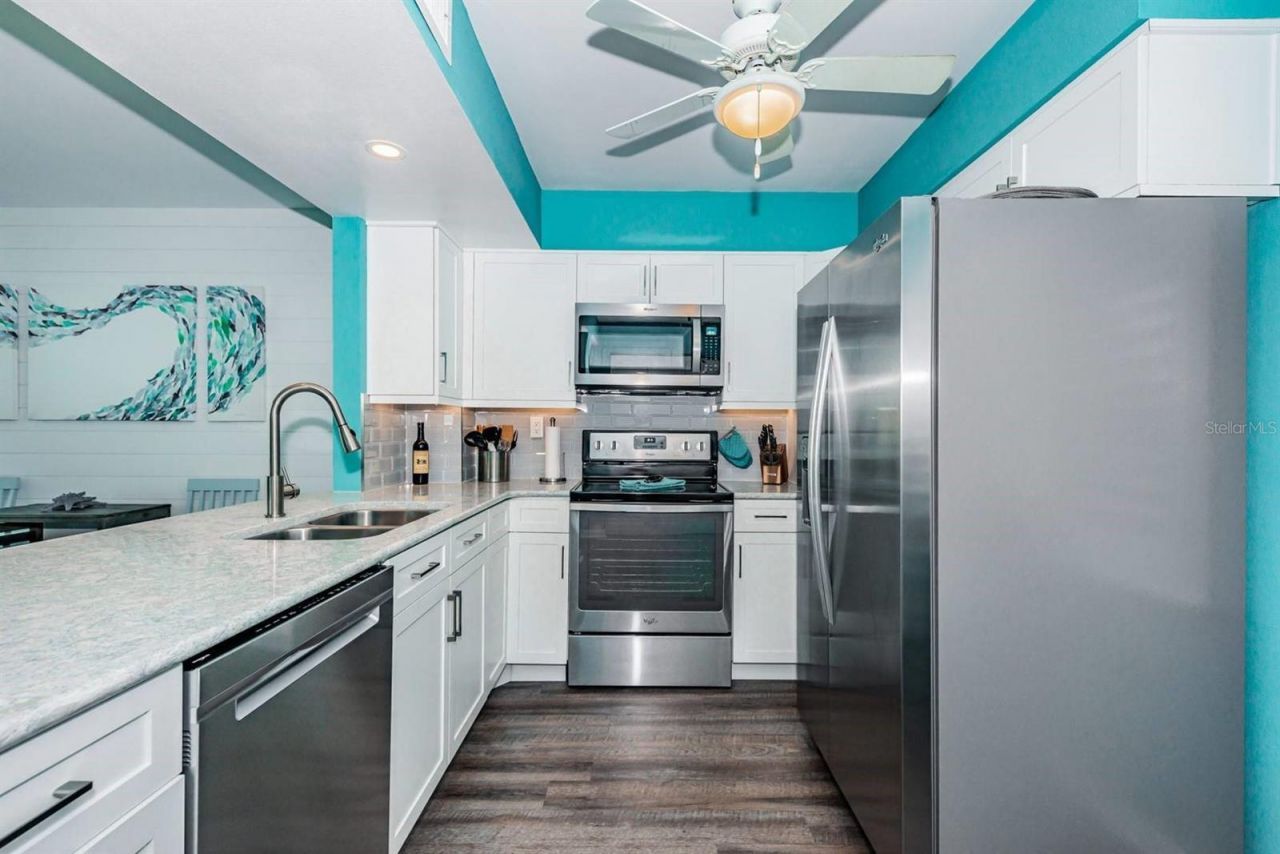 5505 Puerta Del Sol Boulevard S, Unit 325, Saint Petersburg, FL 33715 Photo