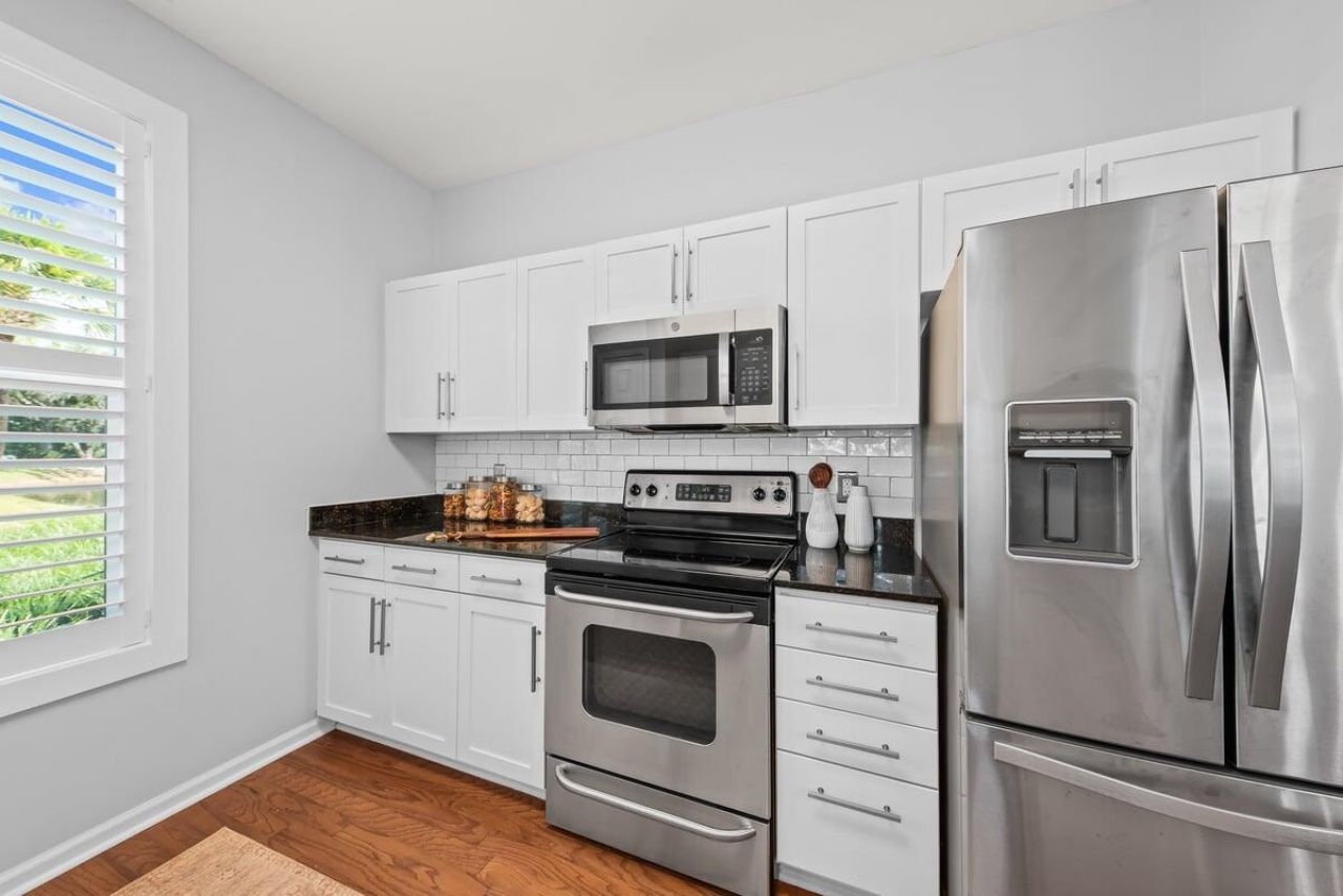 130 River Landing Drive Photo 14