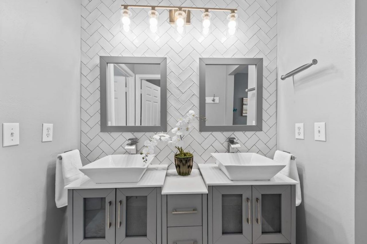 130 River Landing Drive Photo 17