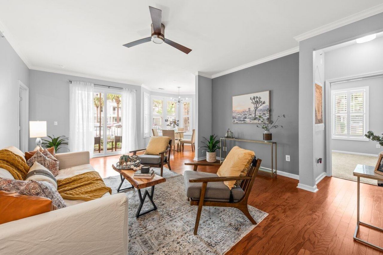 130 River Landing Drive Photo 5