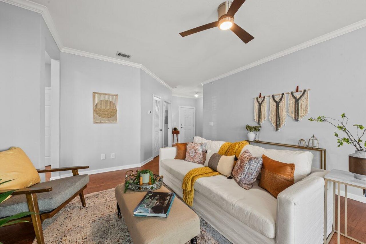 130 River Landing Drive Photo 6