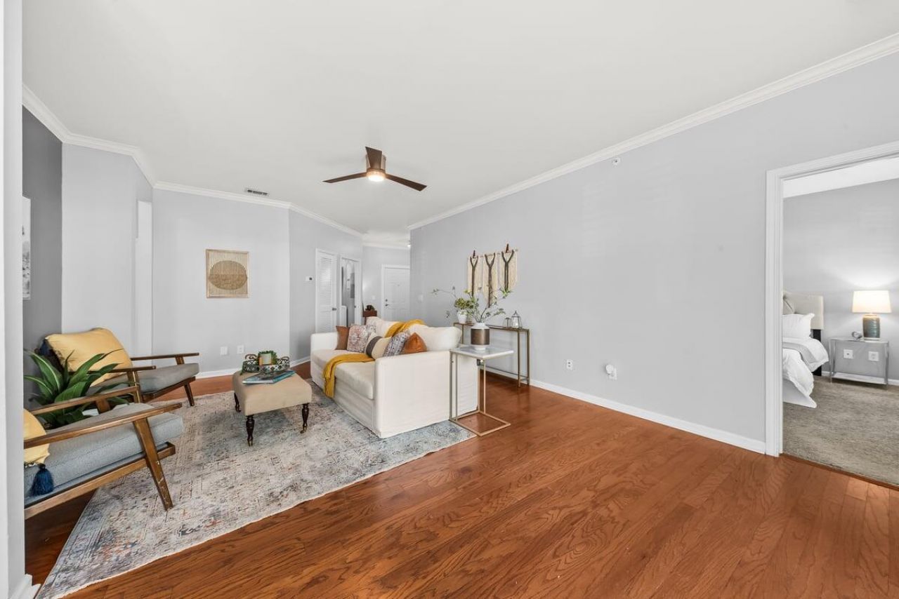 130 River Landing Drive Photo 7