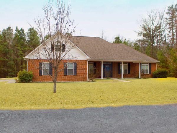 210 Sherry Lane, Pine Bluff, AR 71603