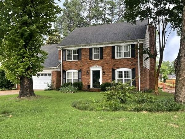 7545 WHEATLEY DR, Germantown, TN 38138
