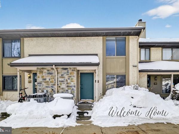 49 HAMPSHIRE DRIVE, PLAINSBORO, NJ 08536