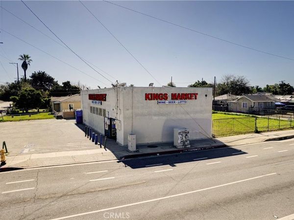 100 W Alondra, Compton, CA 90220