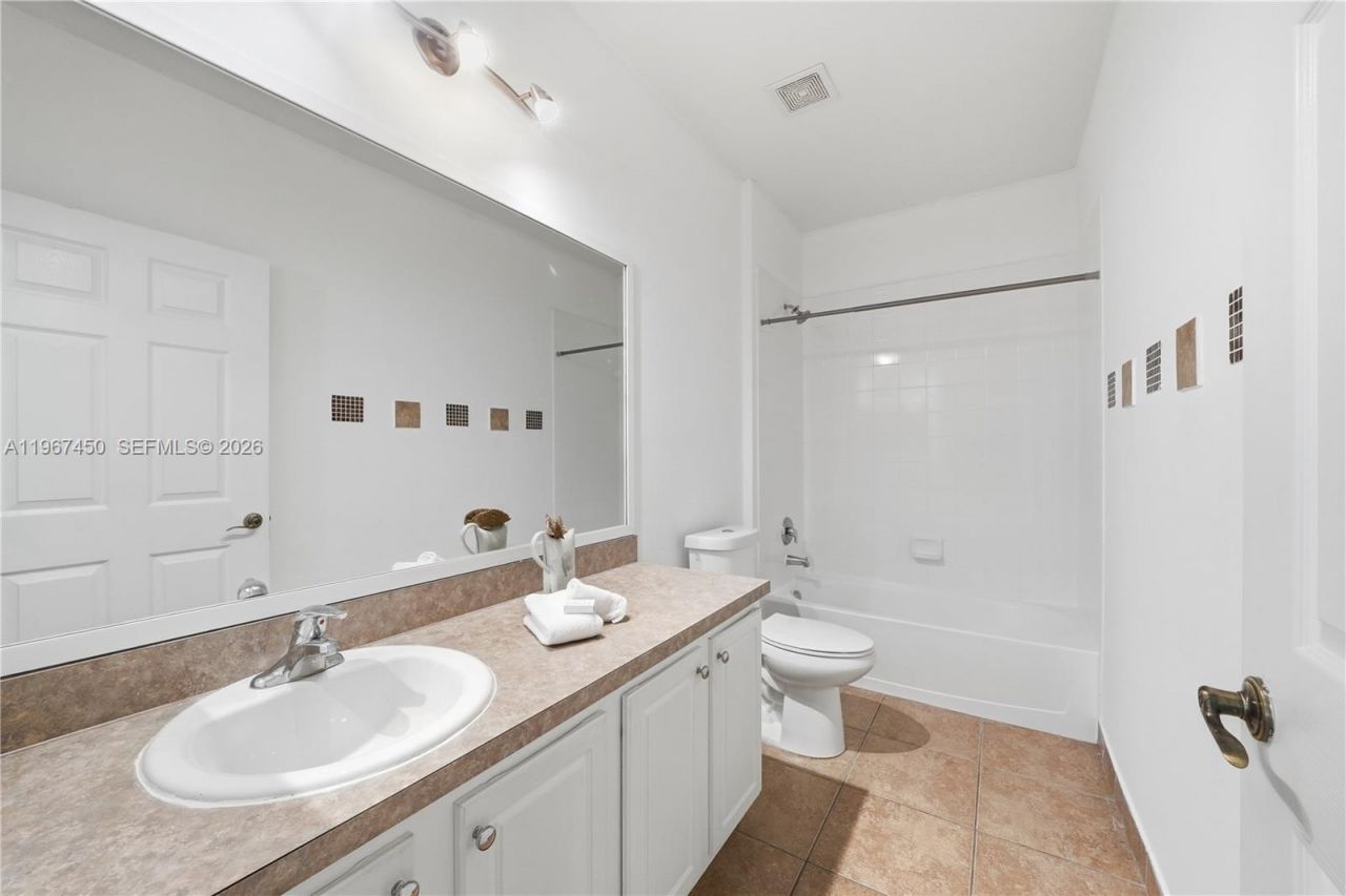9406 Windrift Cir, Fort Pierce, FL 34945 Photo