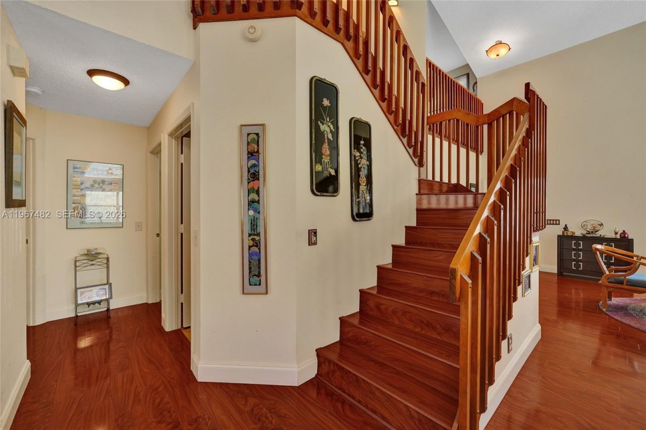 2932 Oak Park Cir, Davie, FL 33328 Photo