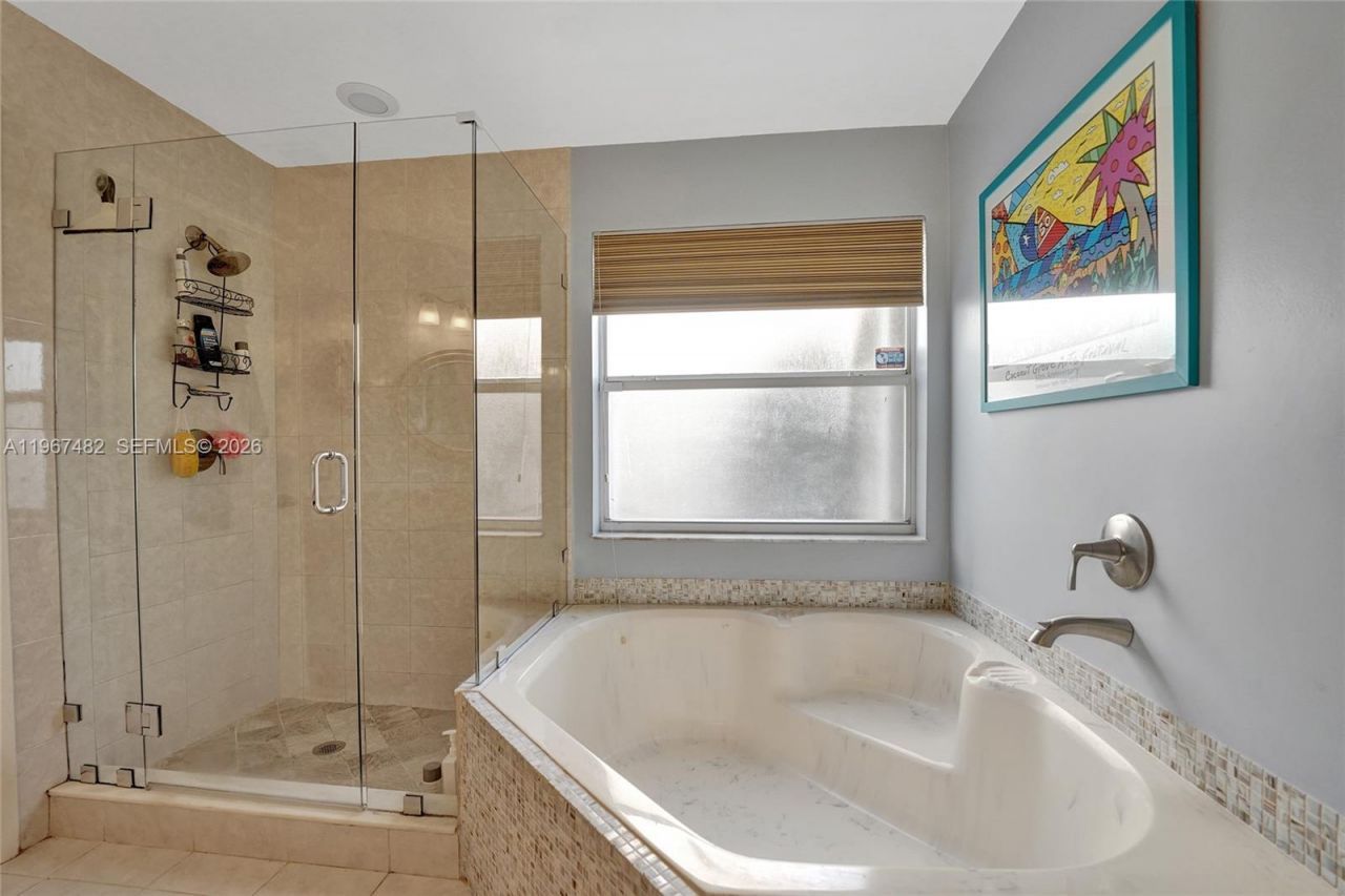 2932 Oak Park Cir, Davie, FL 33328 Photo