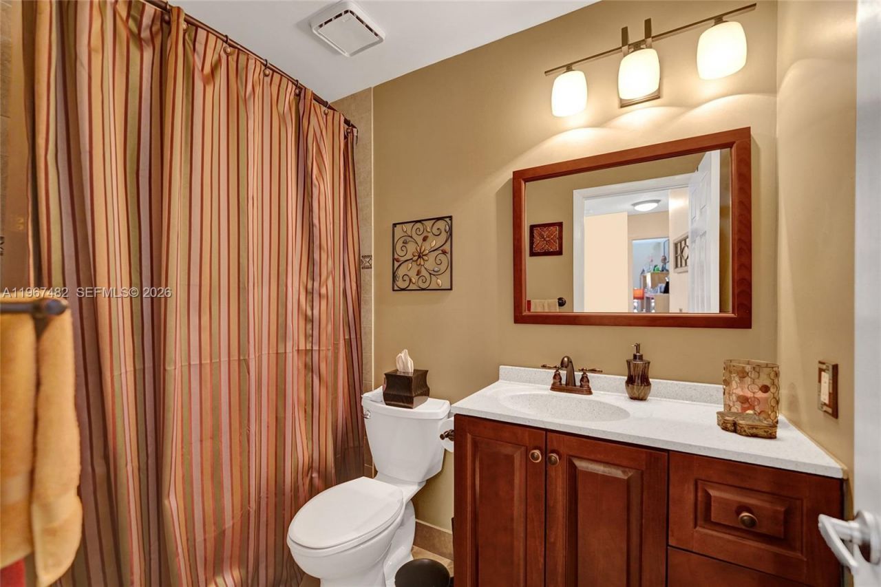 2932 Oak Park Cir, Davie, FL 33328 Photo