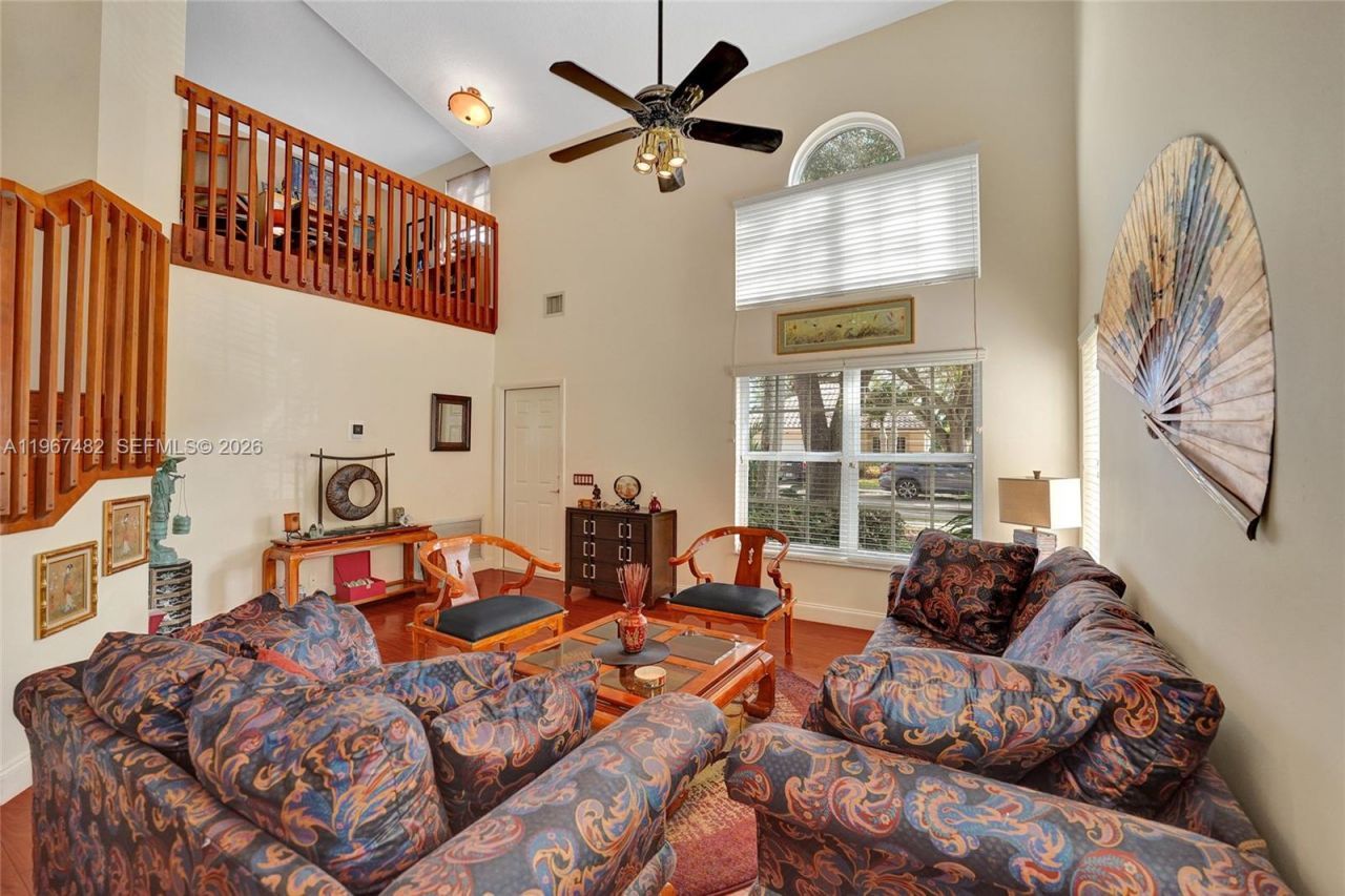 2932 Oak Park Cir, Davie, FL 33328 Photo