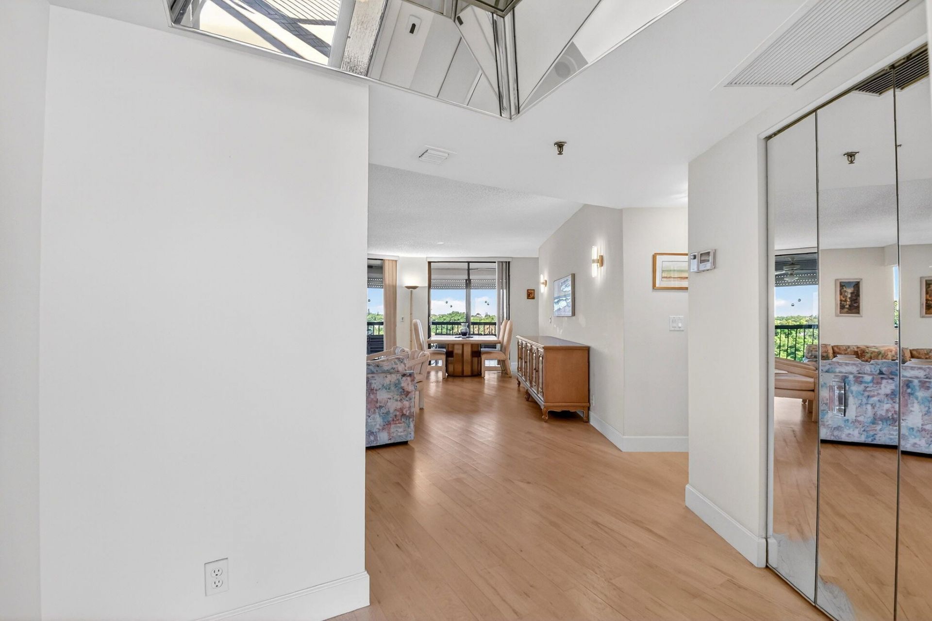 5279 Fountains Drive S, Unit 604, Lake Worth, FL 33467 Photo