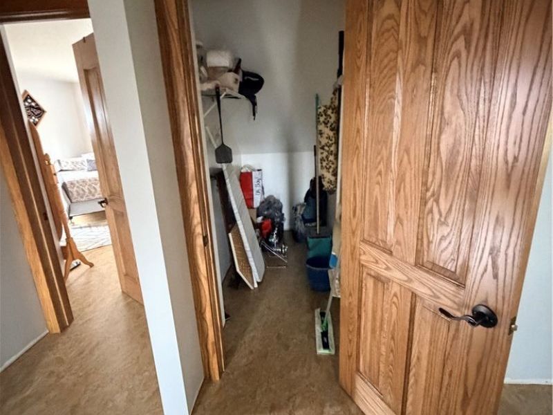 21252 OXFORD Road, Salesville, OH 43773 Photo 42