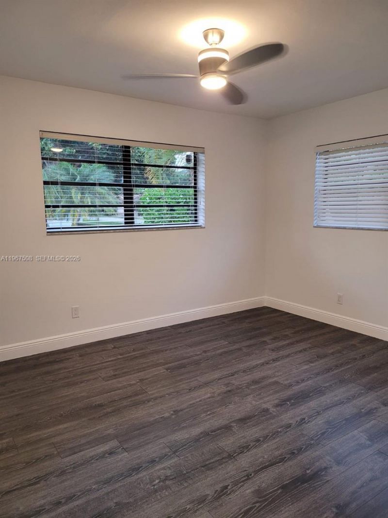 2040 NE 197th Ter , Miami, FL 33179 Photo