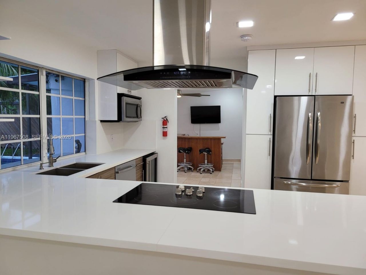 2040 NE 197th Ter , Miami, FL 33179 Photo