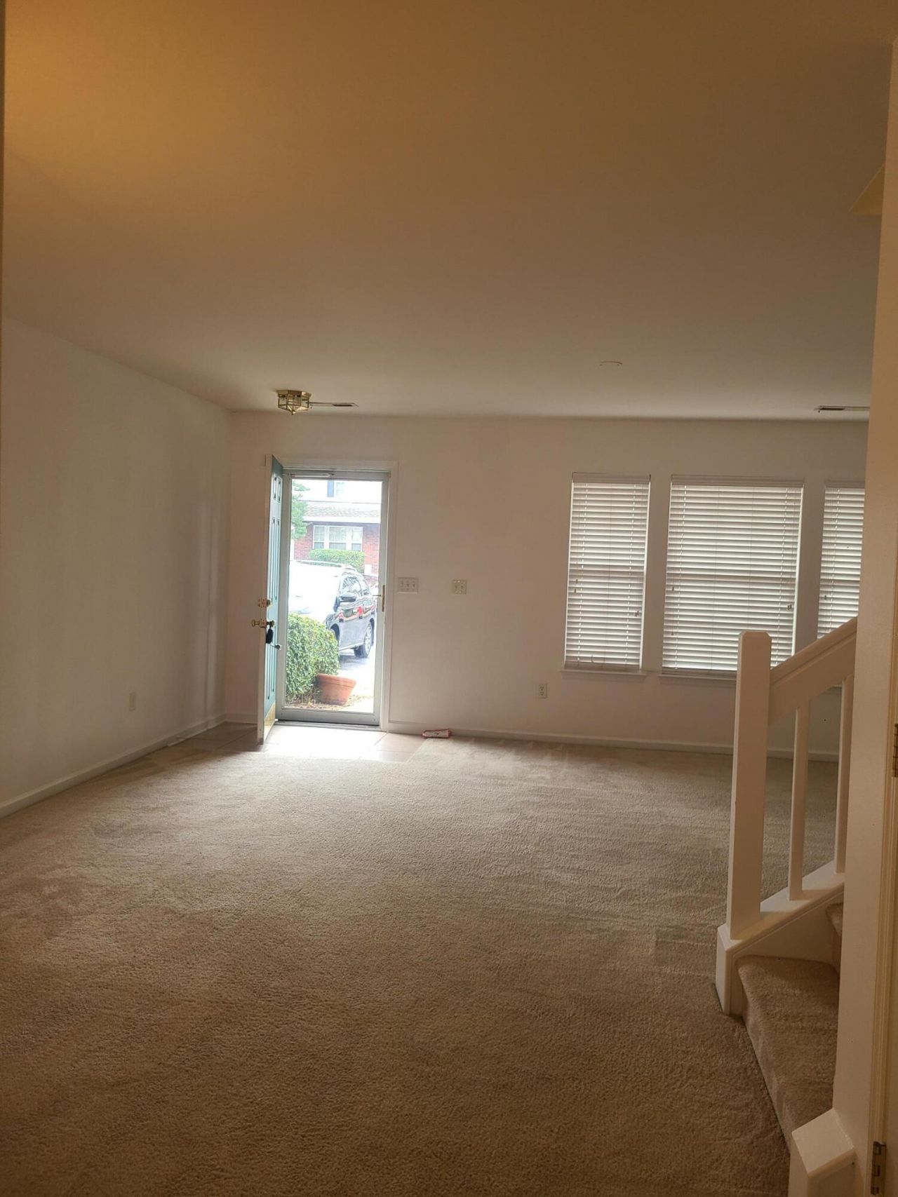 111 Brockman Way Photo 26