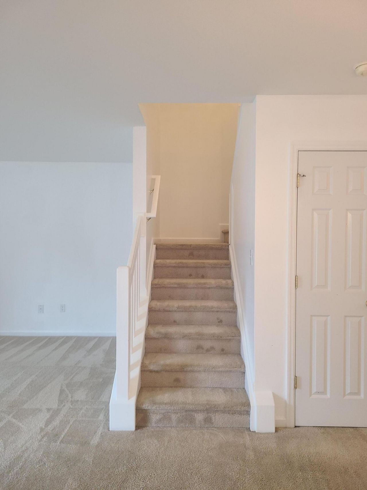 111 Brockman Way Photo 27