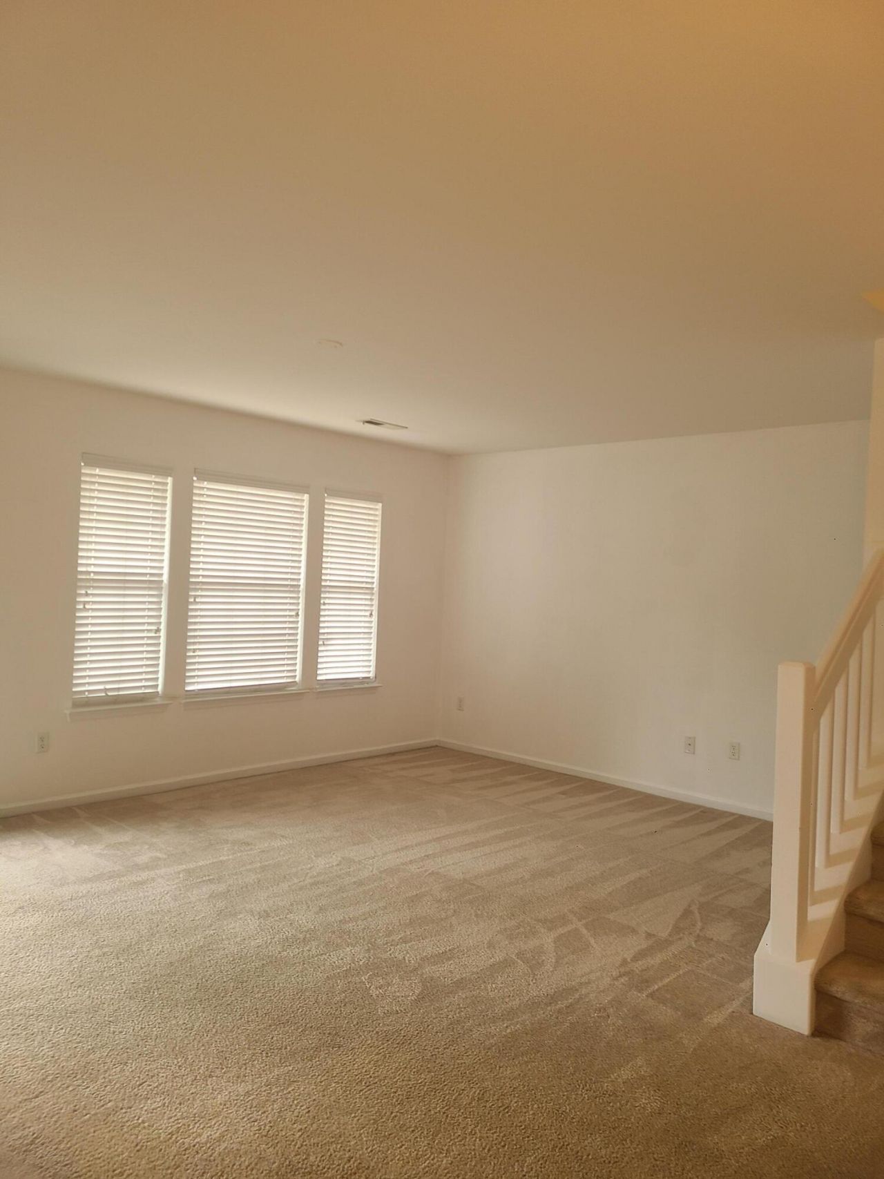 111 Brockman Way Photo 31