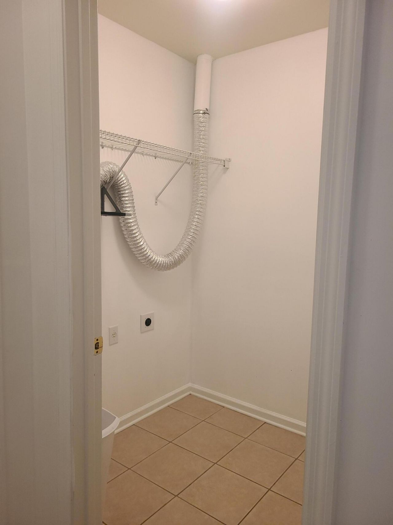 111 Brockman Way Photo 35