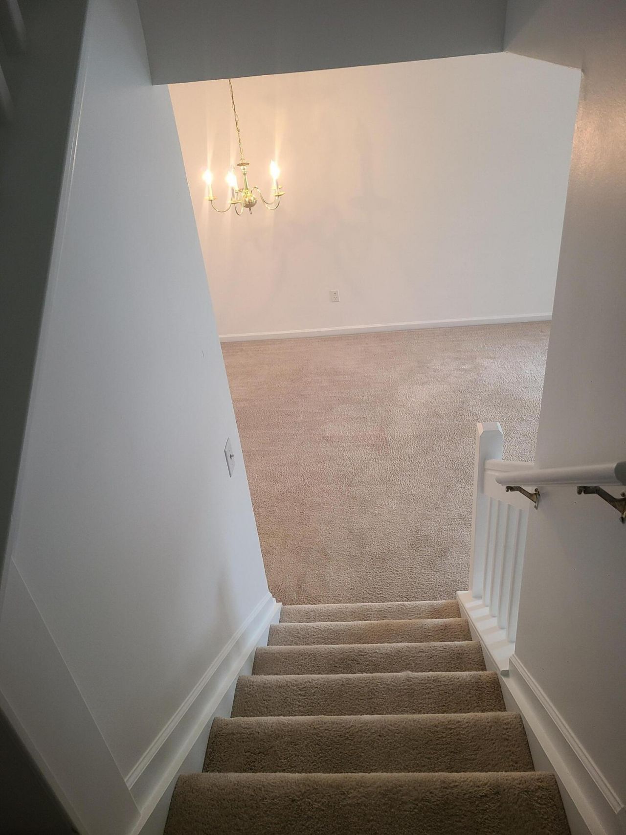 111 Brockman Way Photo 4