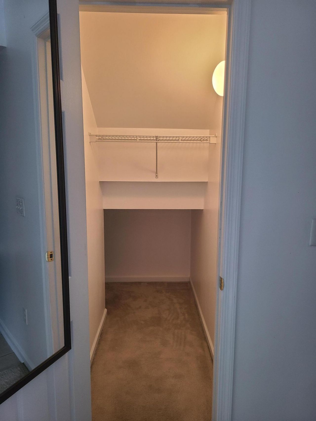 111 Brockman Way Photo 7