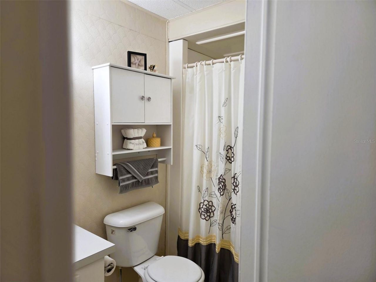 3225 Sweet Gum Terrace, Sarasota, FL 34237 Photo