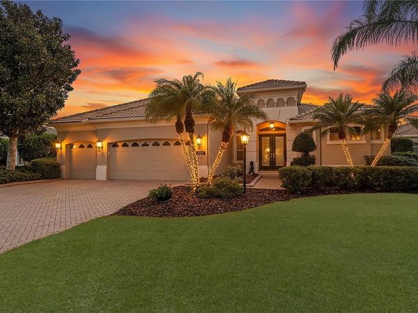 7012 TWIN HILLS TERRACE, LAKEWOOD RANCH, FL 34202
