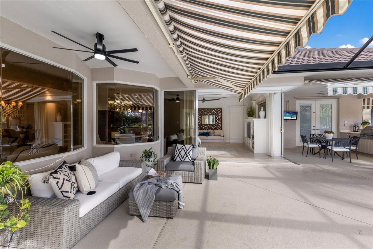 7012 Twin Hills Terrace, Lakewood Ranch, FL 34202 Photo