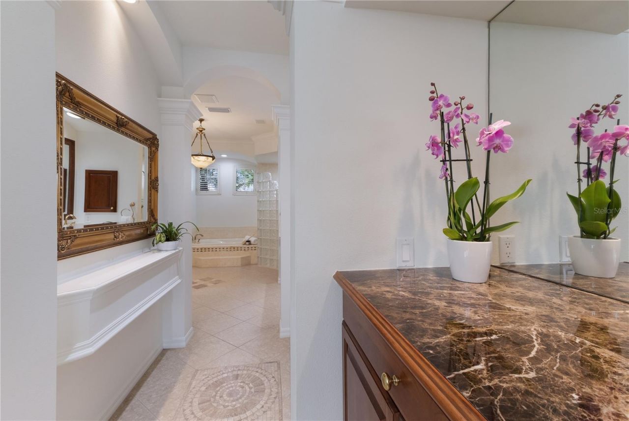 7012 Twin Hills Terrace, Lakewood Ranch, FL 34202 Photo