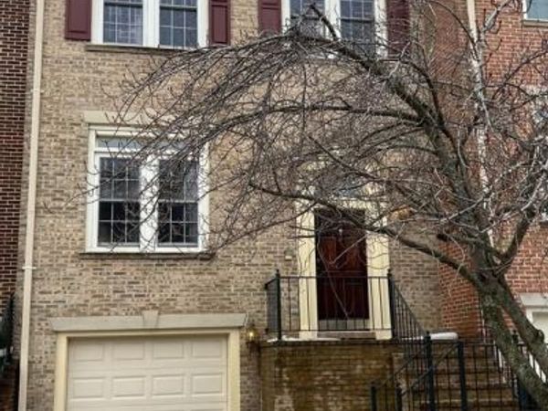 3935 BARCROFT MEWS COURT, FALLS CHURCH, VA 22041