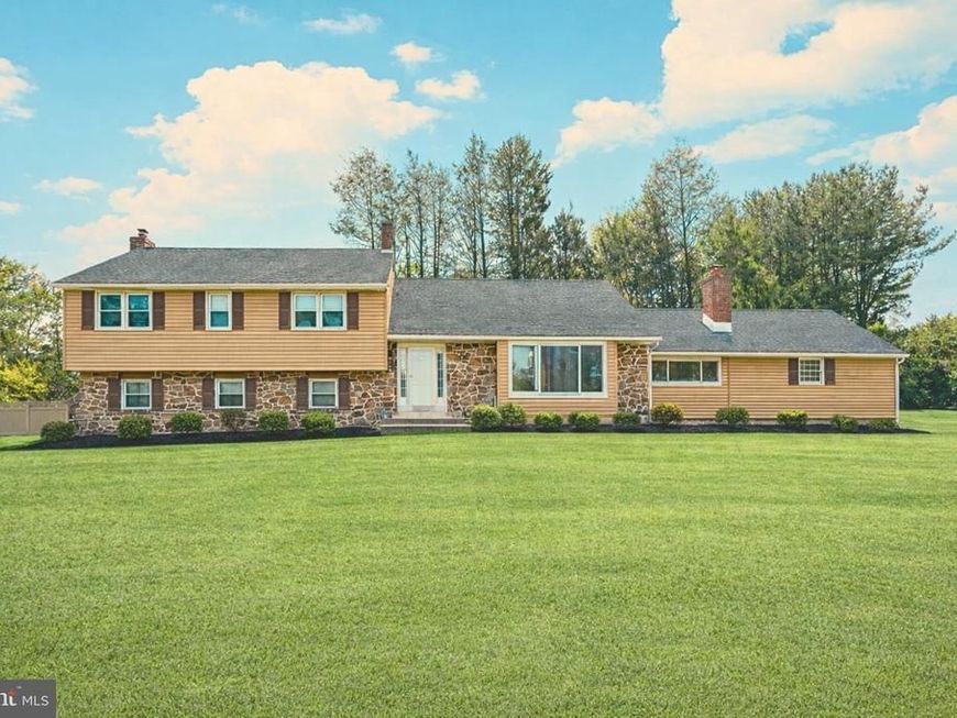 316 Maple Drive, Kennett Square, PA 19348 Main Photo