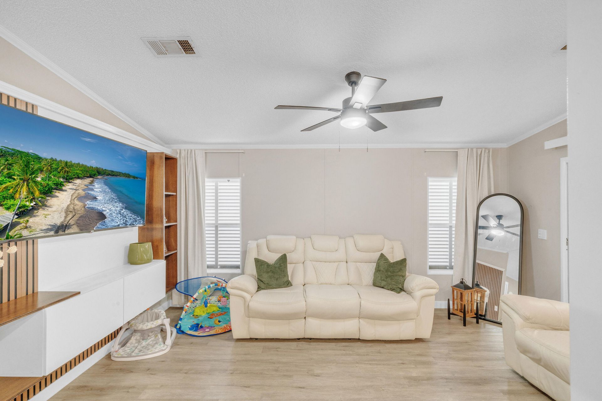 141 Plantation Boulevard, Lake Worth, FL 33467 Photo