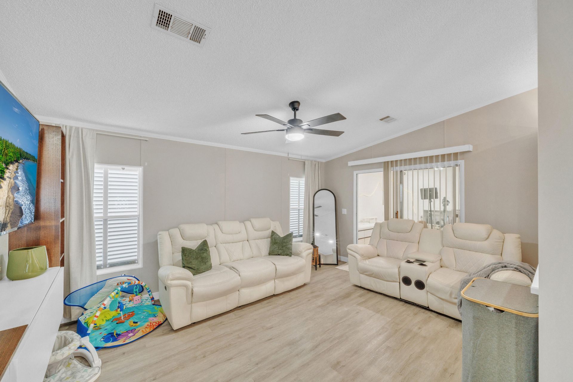 141 Plantation Boulevard, Lake Worth, FL 33467 Photo