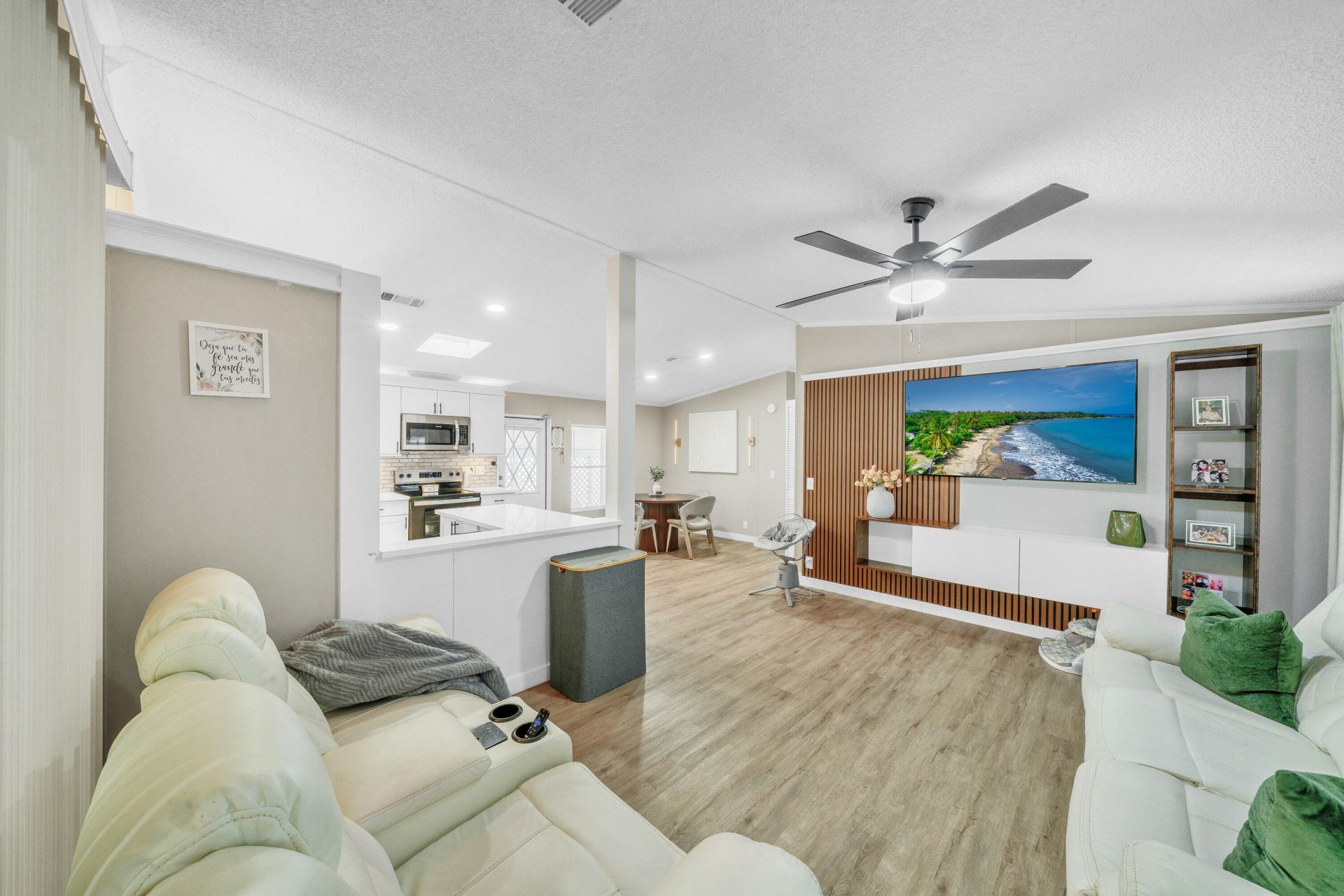 141 Plantation Boulevard, Lake Worth, FL 33467 Photo