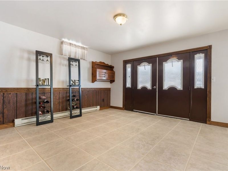 382 E Mohawk Drive, Malvern, OH 44644 Photo 10