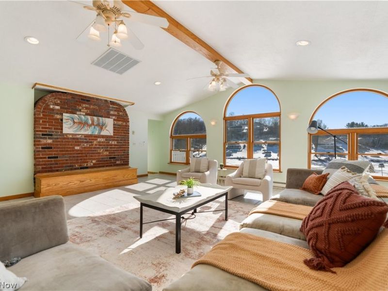 382 E Mohawk Drive, Malvern, OH 44644 Photo 27