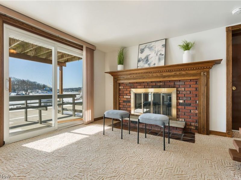 382 E Mohawk Drive, Malvern, OH 44644 Photo 9